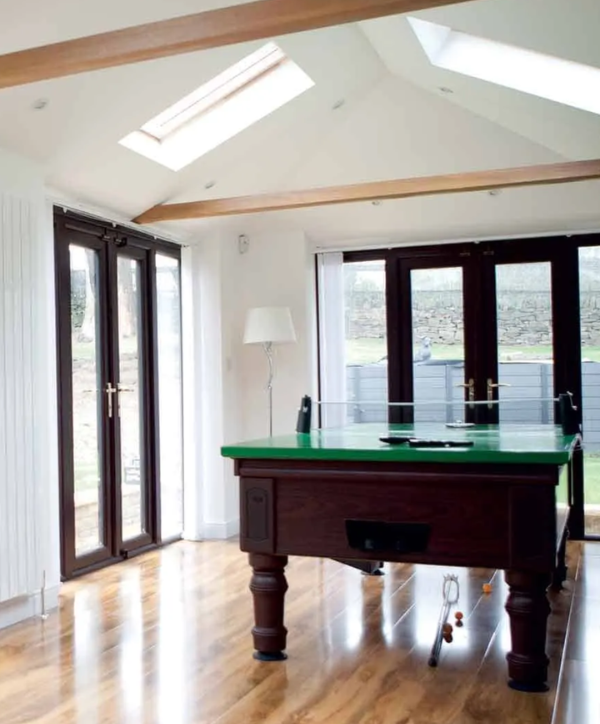 Quality image - modern glazed extension 