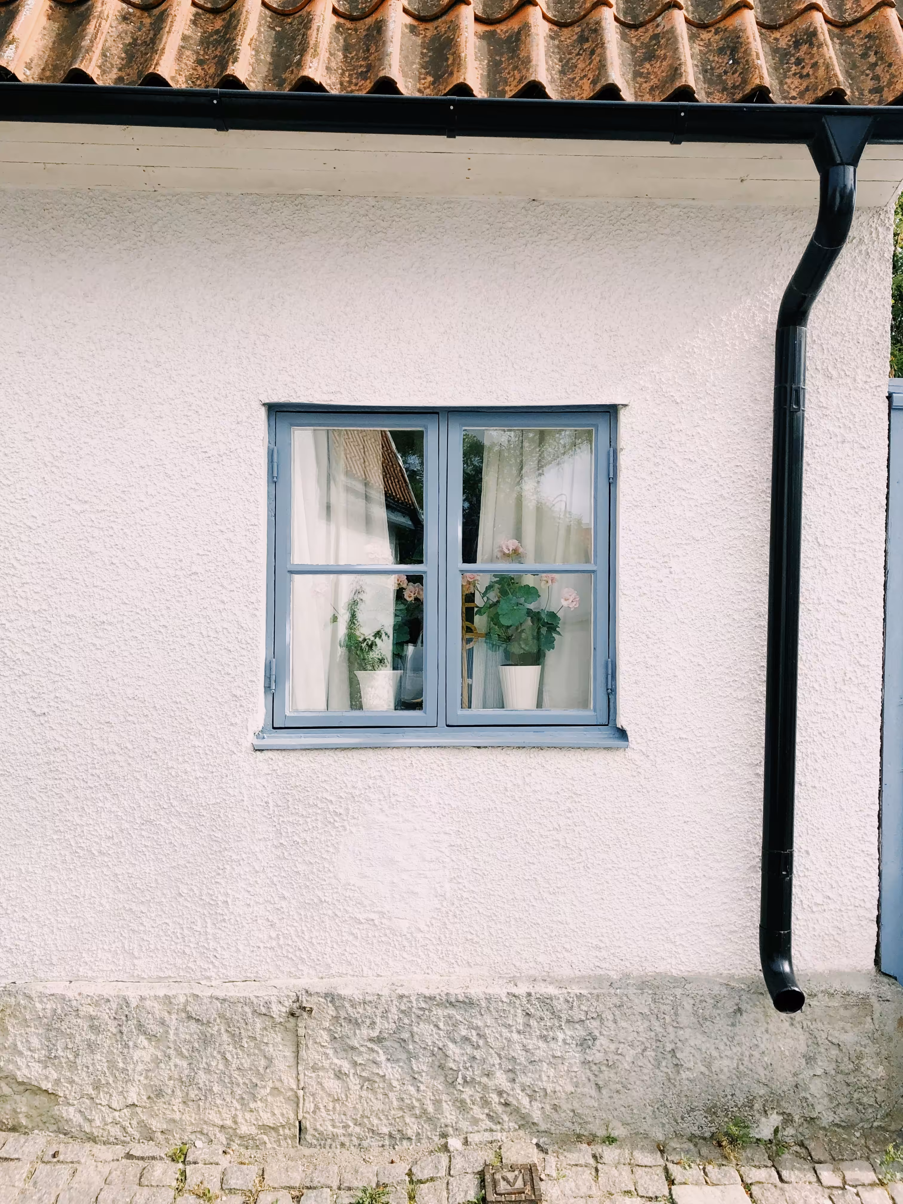 Flush sash windows